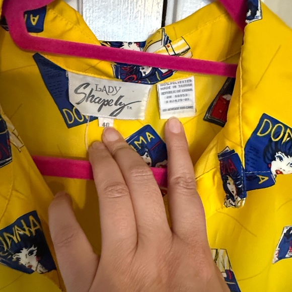 Lady Shapely Retro Yellow Graphic Shirt - Picture 2 of 5